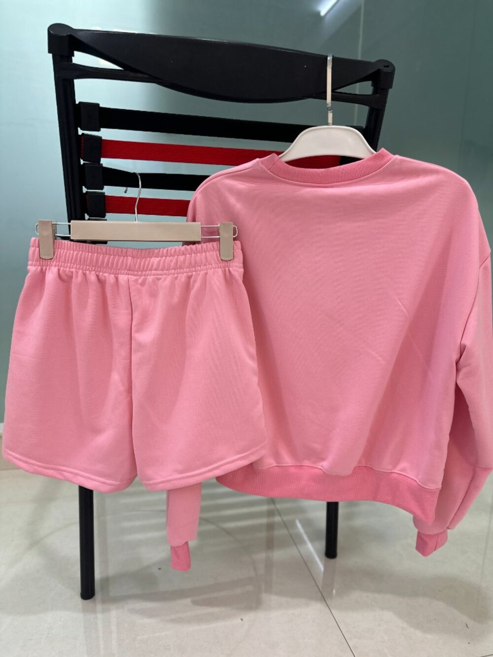 Women's ALO Pink Long-sleeved Top + Shorts Sz M - Picture 3 of 4
